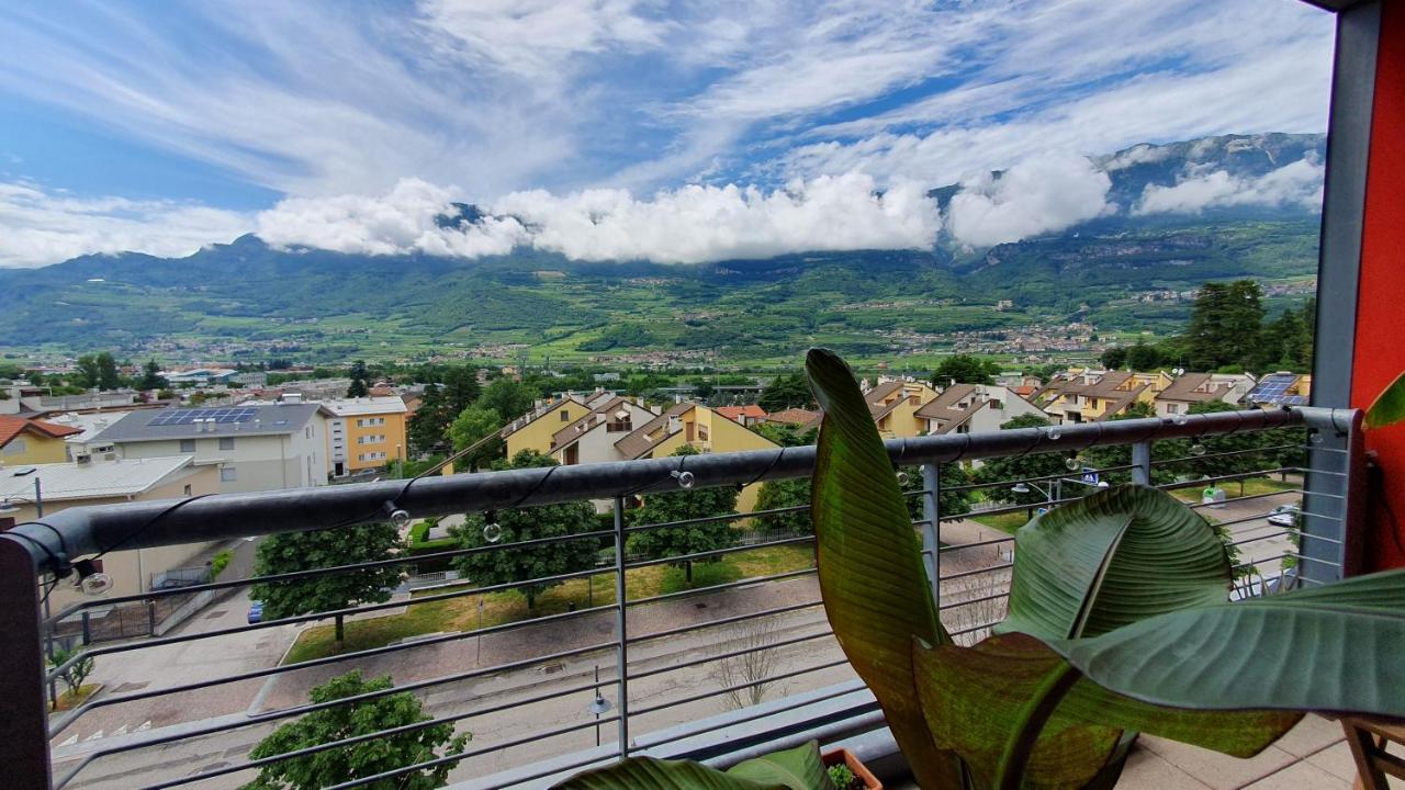 Vista Mozzafiato Sulle Alpi Apartment Rovereto  Exterior foto